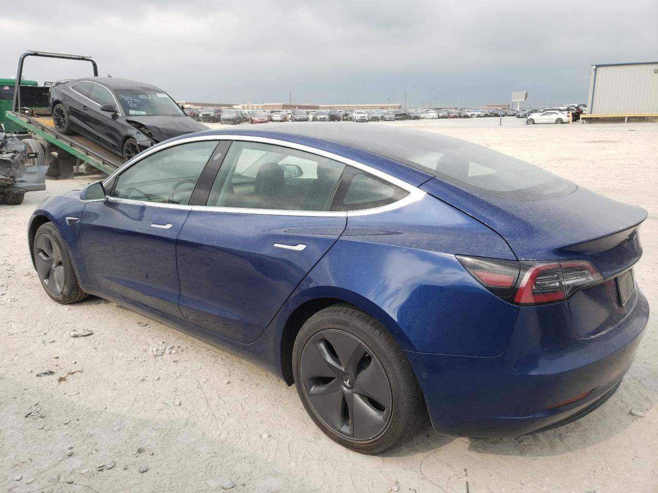 5YJ3E1EB9KF497214 2019 Tesla Model 3