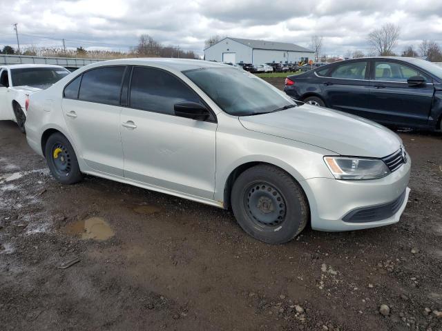 Lot #2516909569 2011 VOLKSWAGEN JETTA BASE salvage car