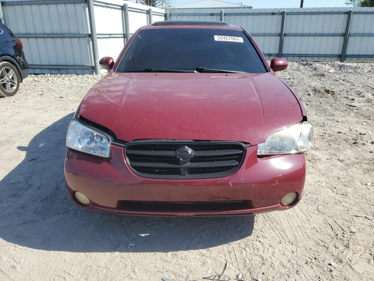 JN1CA31D5YT519457 2000 Nissan Maxima Gle