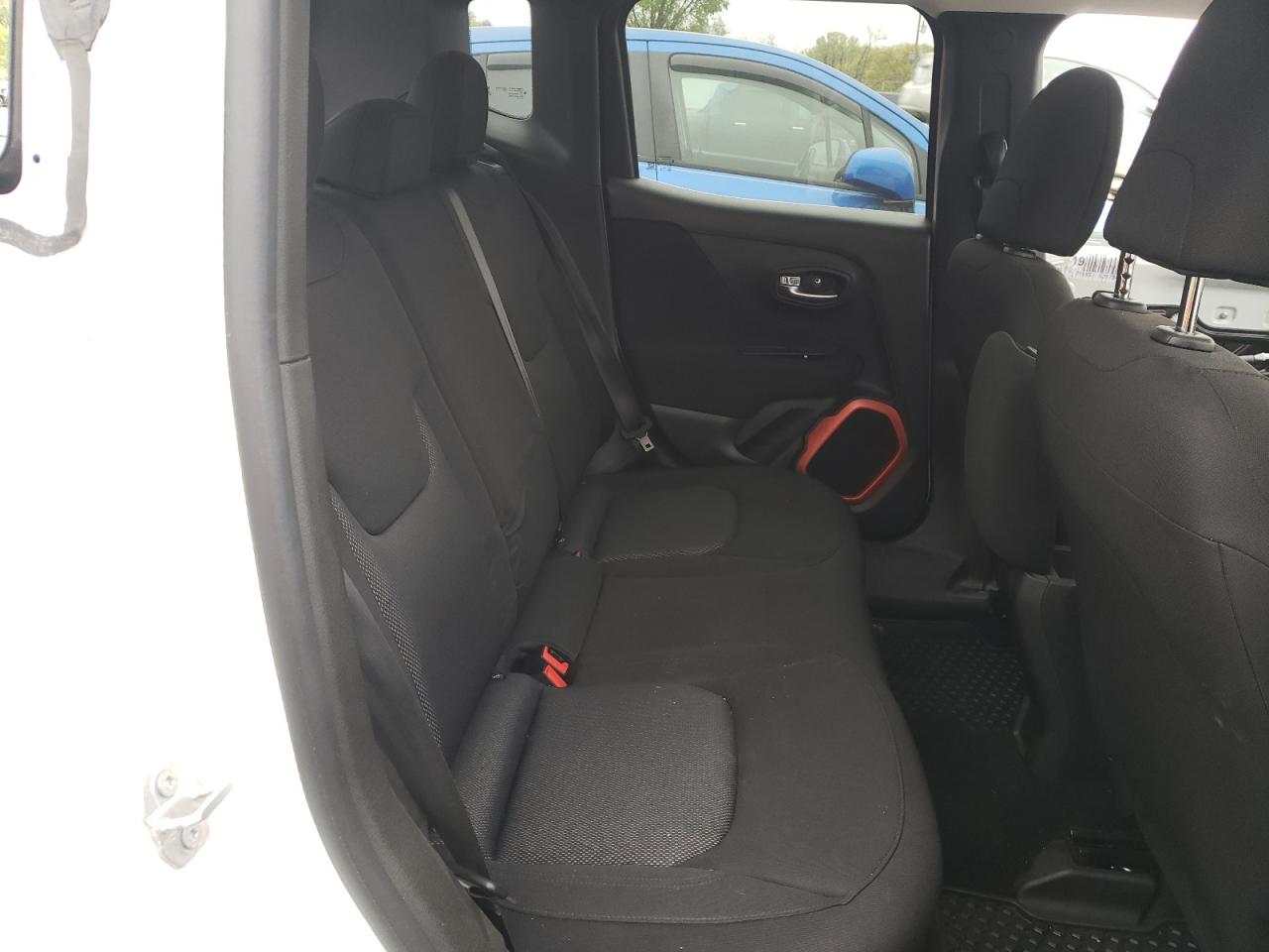 ZACCJBAB7JPH58872 2018 Jeep Renegade Sport