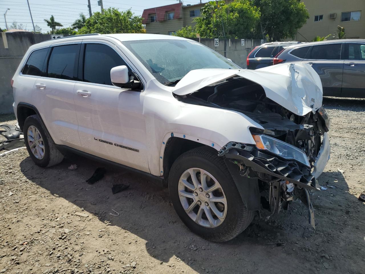 1C4RJEAG5NC155954 2022 Jeep Grand Cherokee Laredo E