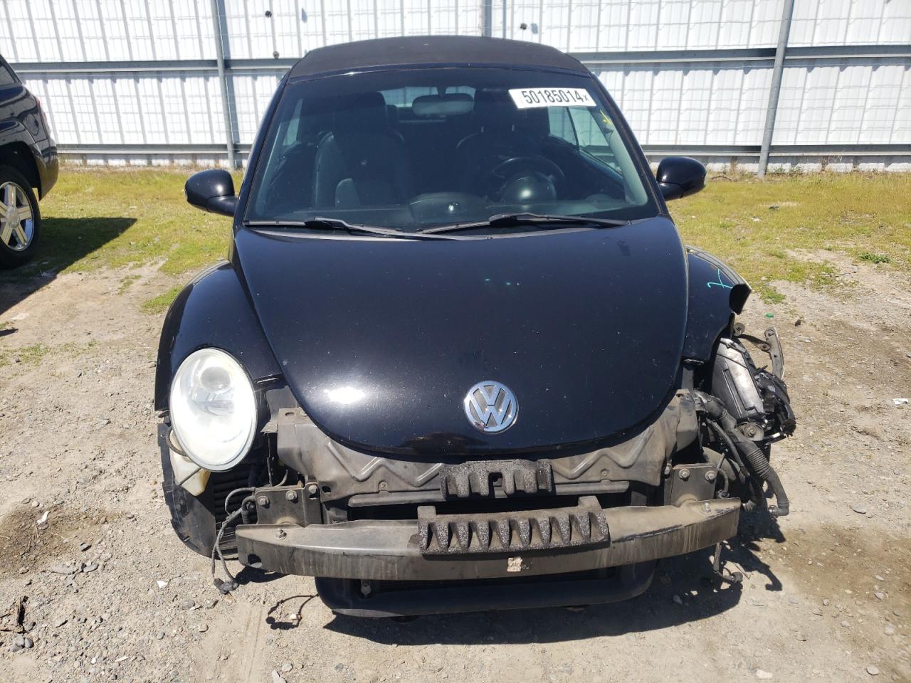 3VWRG31Y88M407207 2008 Volkswagen New Beetle Convertible Se