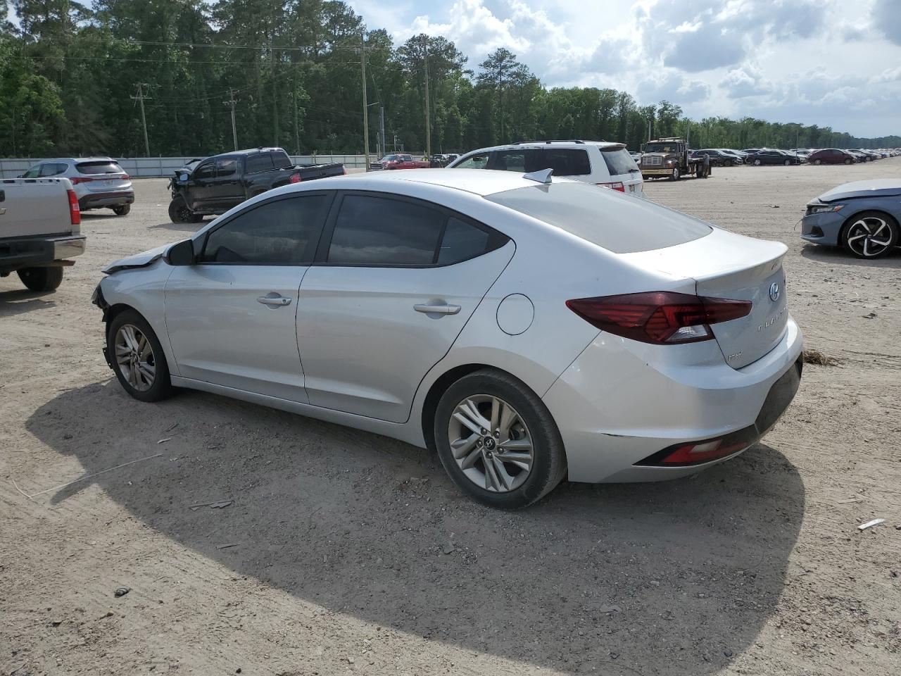 2019 Hyundai Elantra Sel vin: 5NPD84LF6KH419414