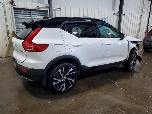 2020 Volvo Xc40 T5 R-Design VIN: YV4162UMXL2317091 Lot: 52001474