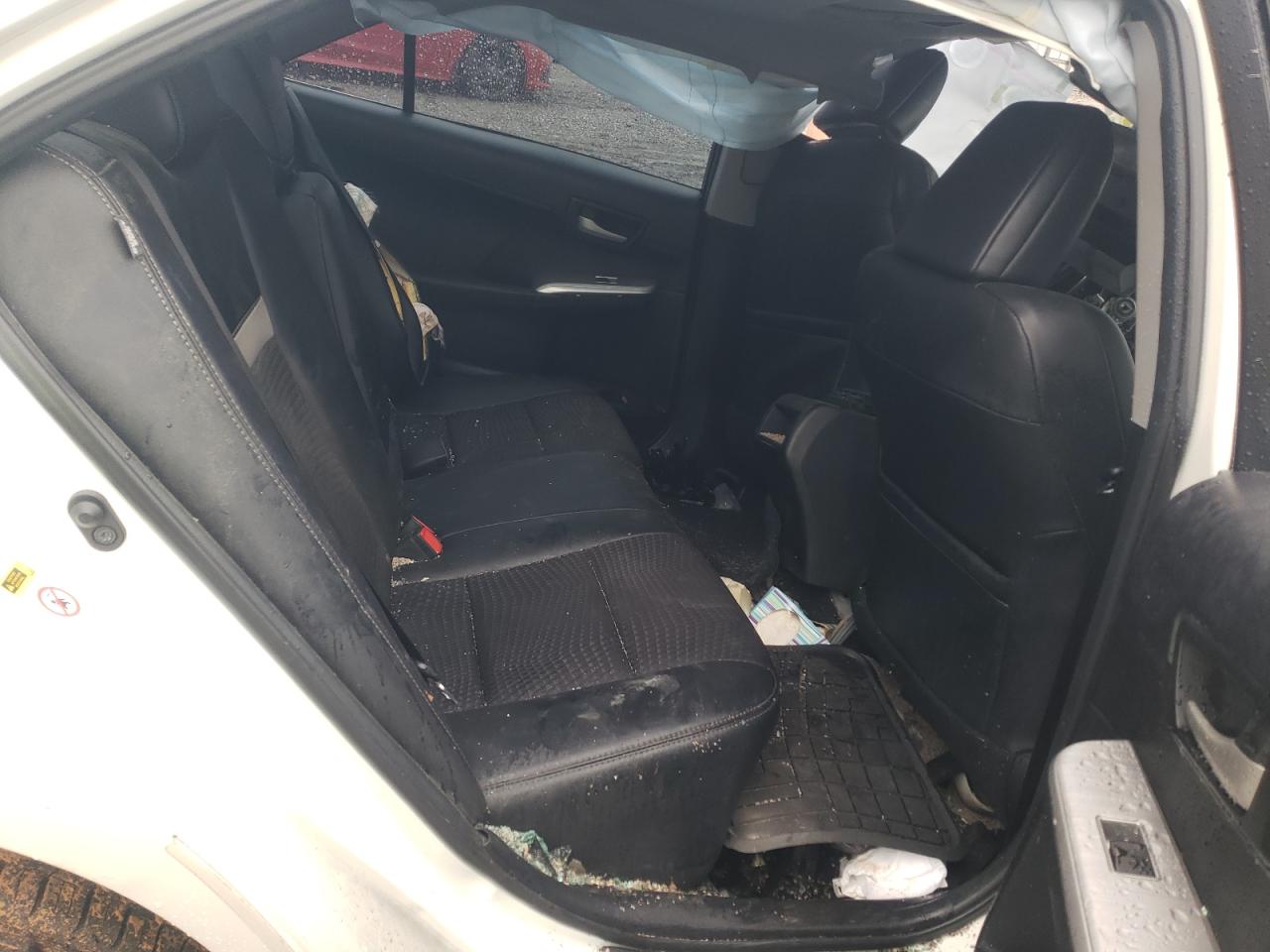 4T1BF1FK0CU631586 2012 Toyota Camry Base