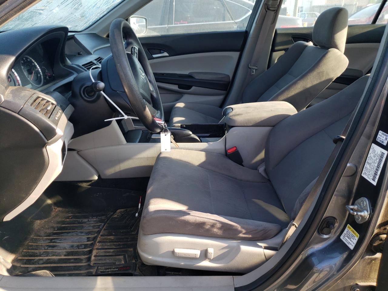 1HGCP2F48BA125082 2011 Honda Accord Lxp