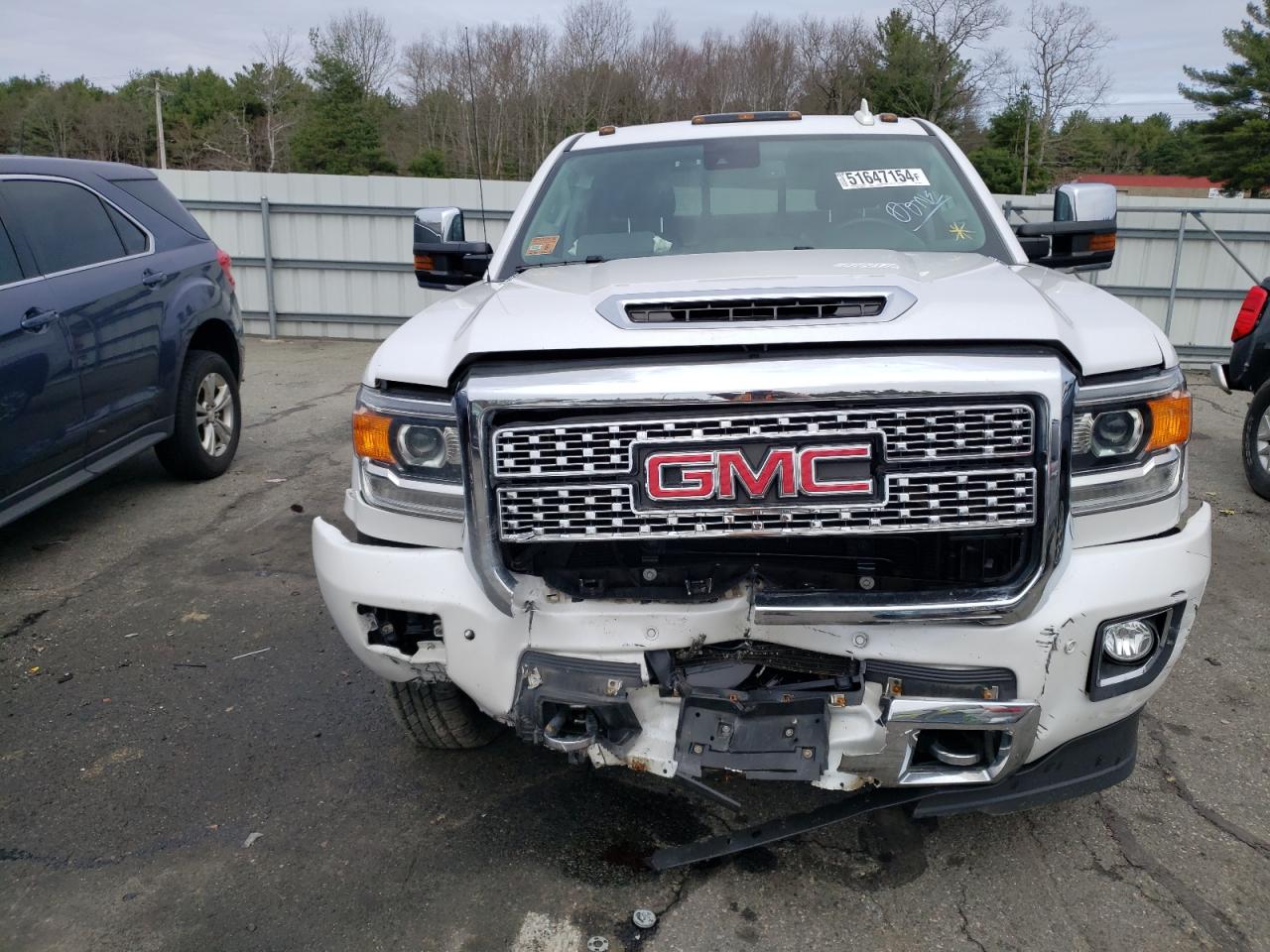 1GT12SEY2KF210544 2019 GMC Sierra K2500 Denali