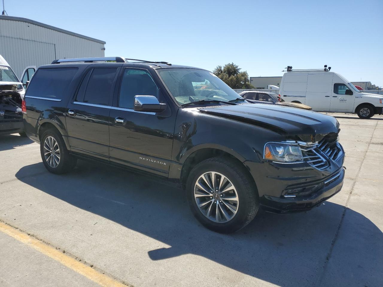 5LMJJ3HT2GEL12313 2016 Lincoln Navigator L Select