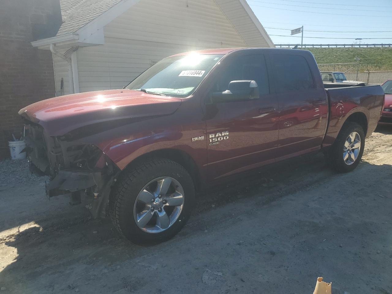 1C6RR7LT2KS624506 2019 Ram 1500 Classic Slt