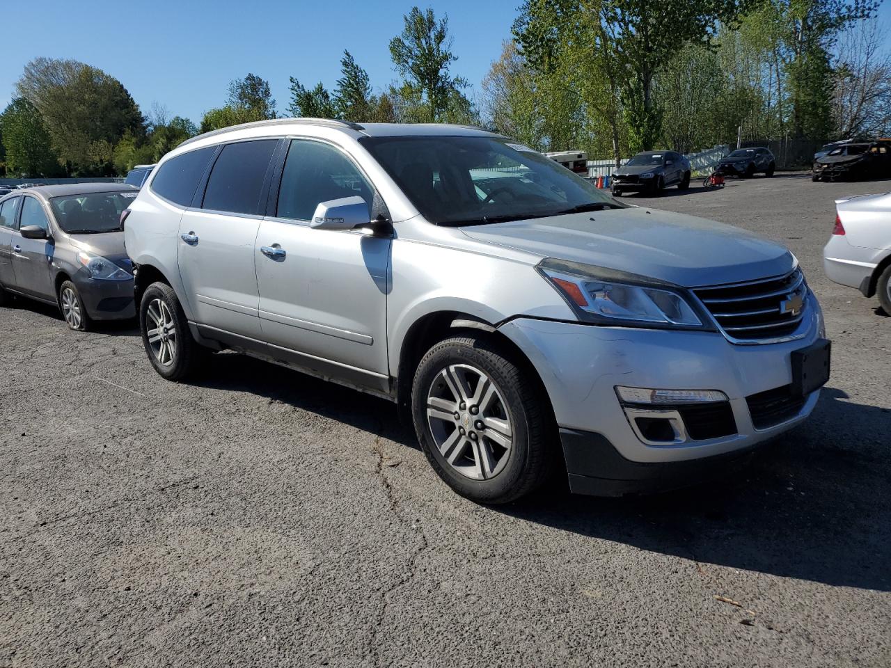 1GNKVHKD6GJ152353 2016 Chevrolet Traverse Lt