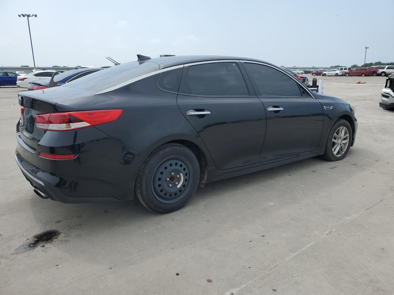 2019 Kia Optima Lx vin: 5XXGT4L34KG321107