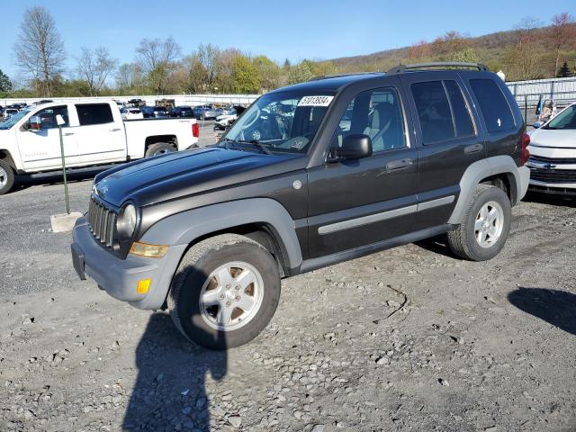 Lot #2503354465 2005 JEEP LIBERTY SP salvage car