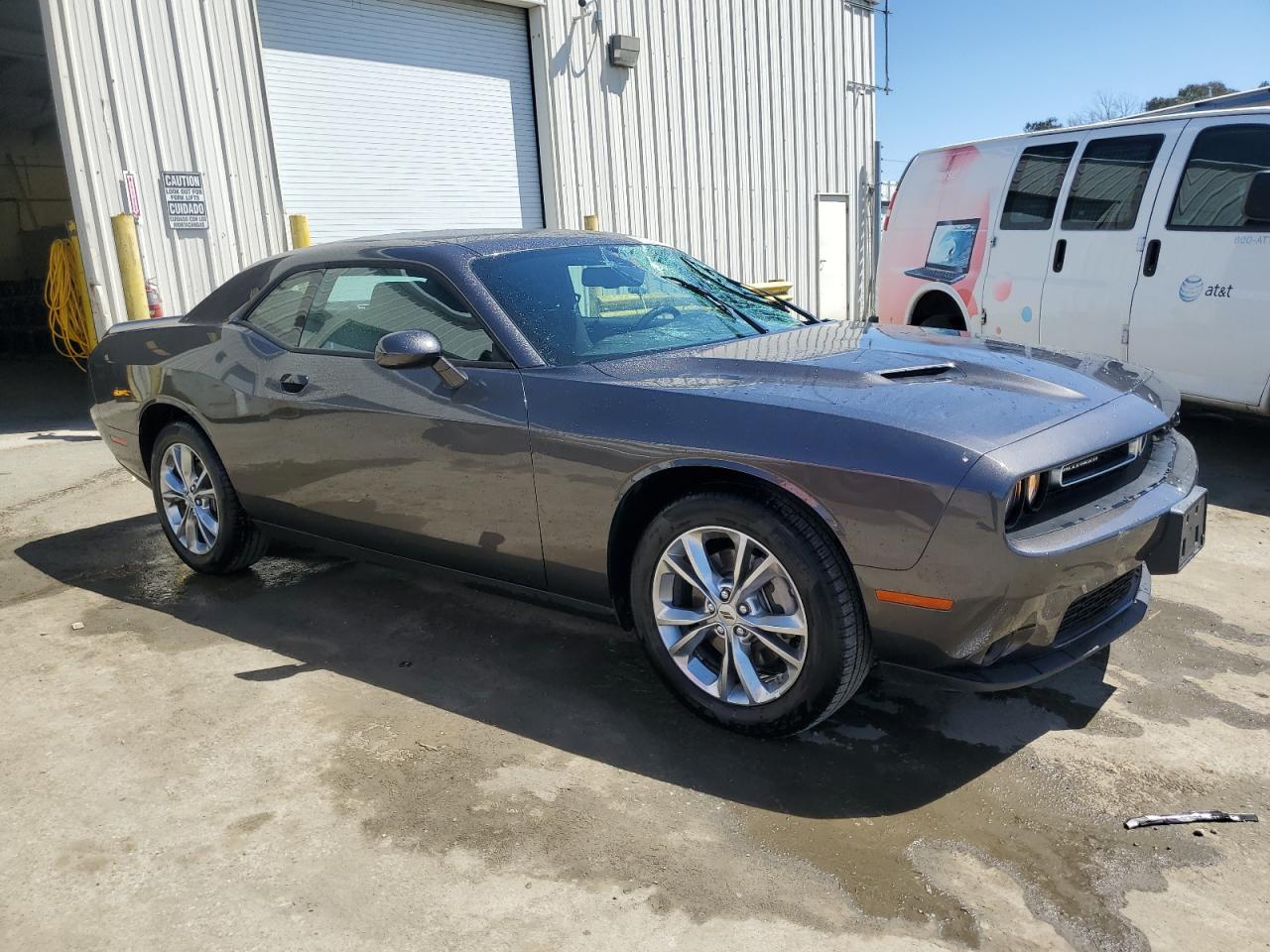 2C3CDZGGXPH686423 2023 Dodge Challenger Sxt