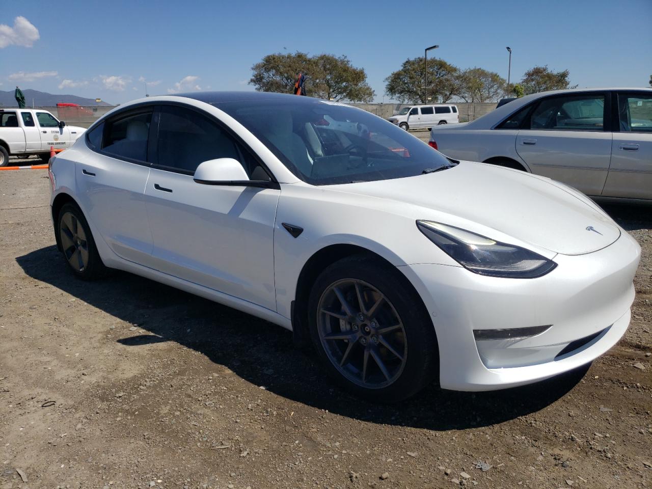 5YJ3E1EB3NF278690 2022 Tesla Model 3