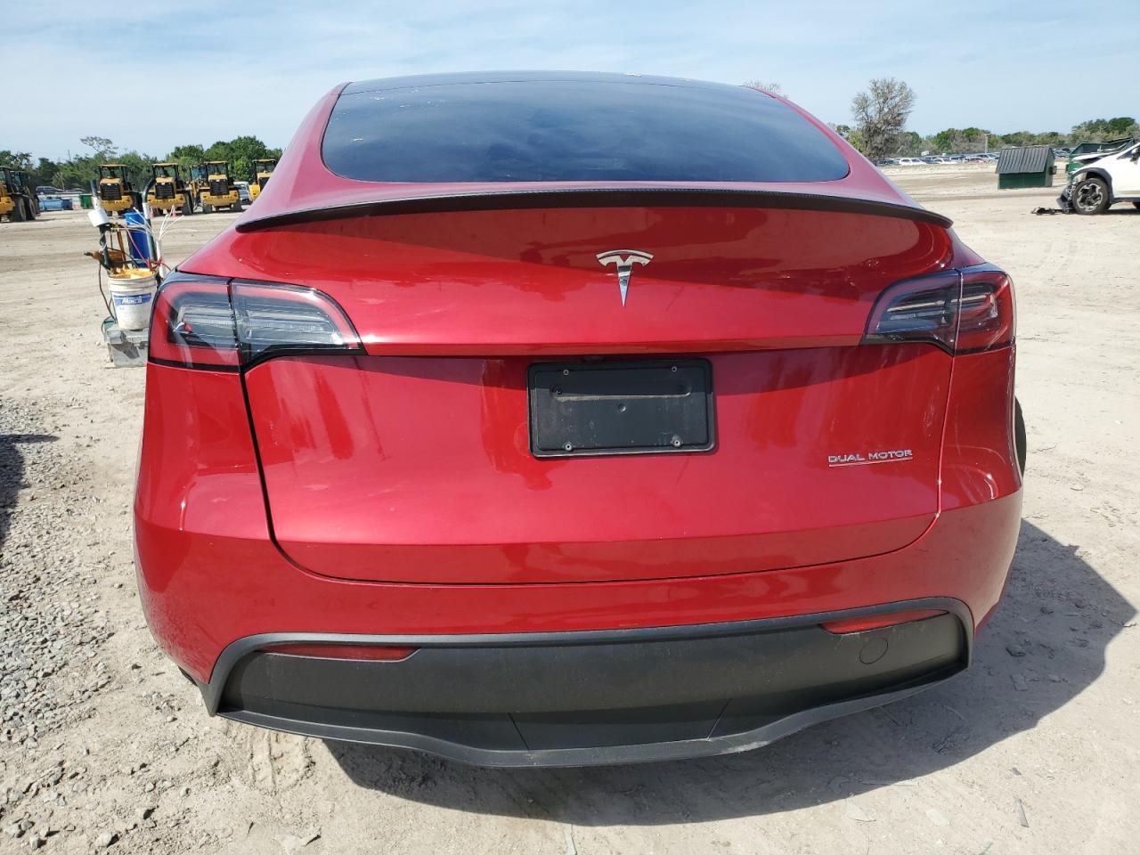 7SAYGDEF4PF921168 2023 Tesla Model Y