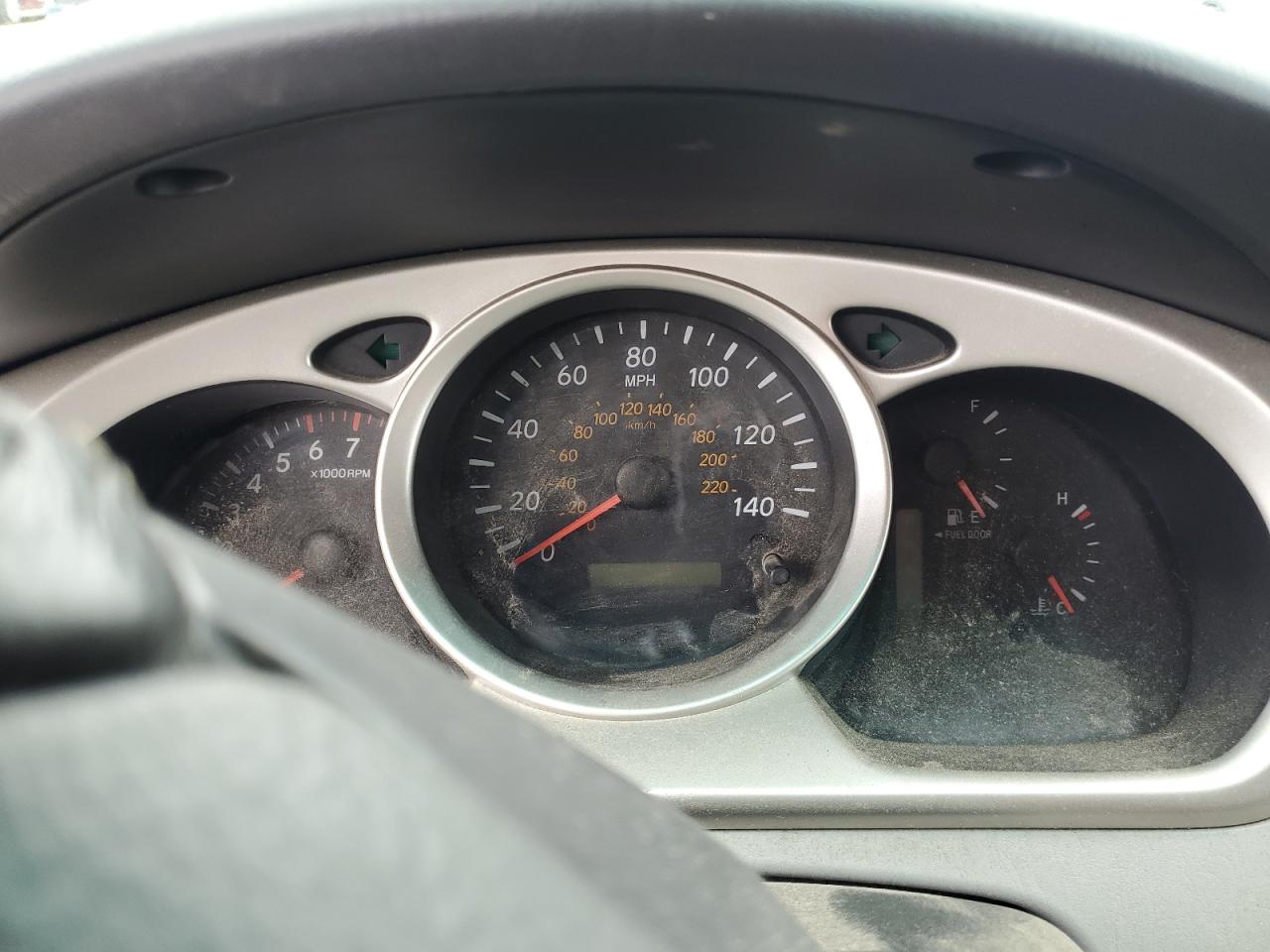 JTEEP21A050111896 2005 Toyota Highlander Limited