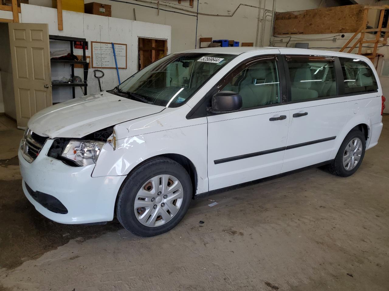 2C4RDGBG2ER102041 2014 Dodge Grand Caravan Se