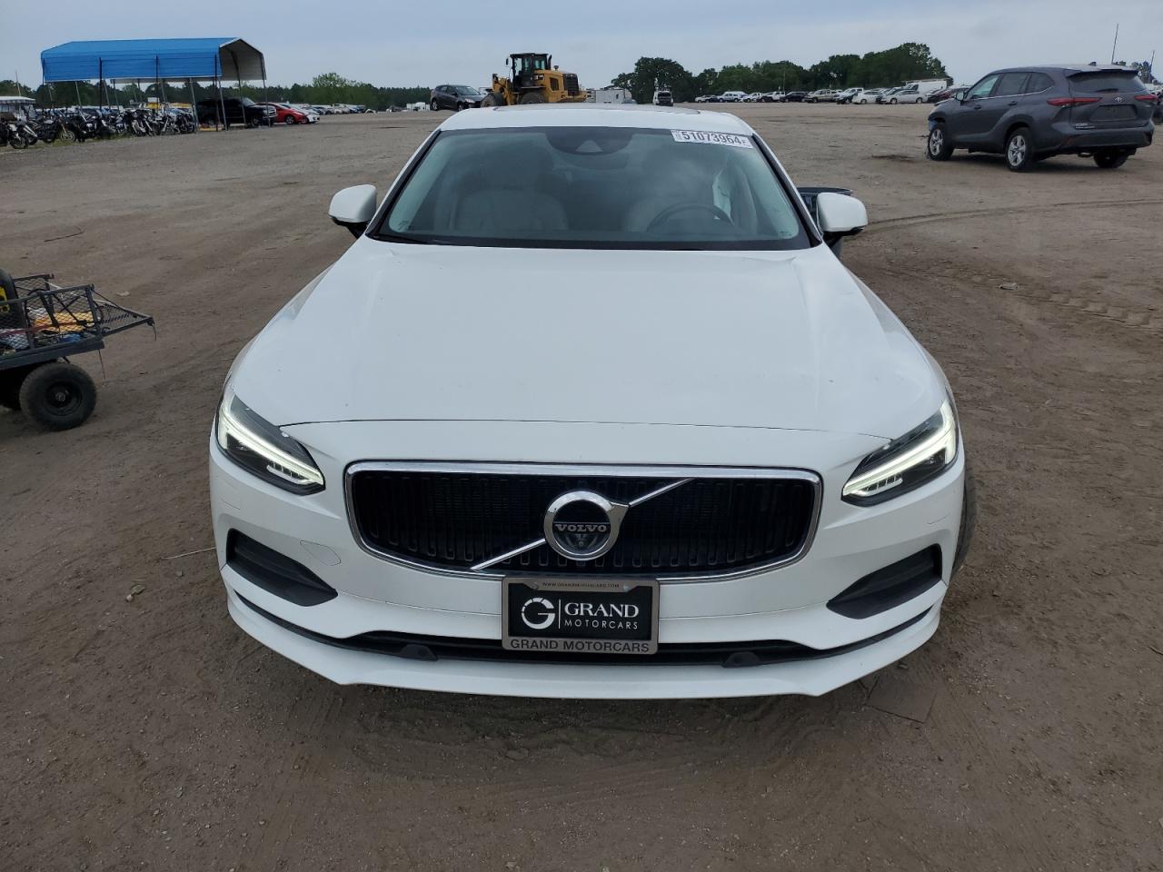 LVY982MKXJP024606 2018 Volvo S90 T5 Momentum