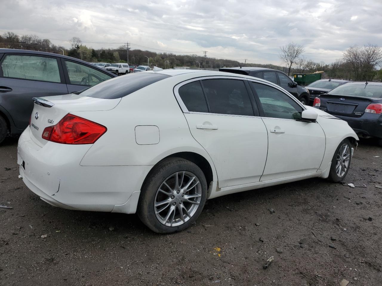 JN1CV6AR2BM351263 2011 Infiniti G37