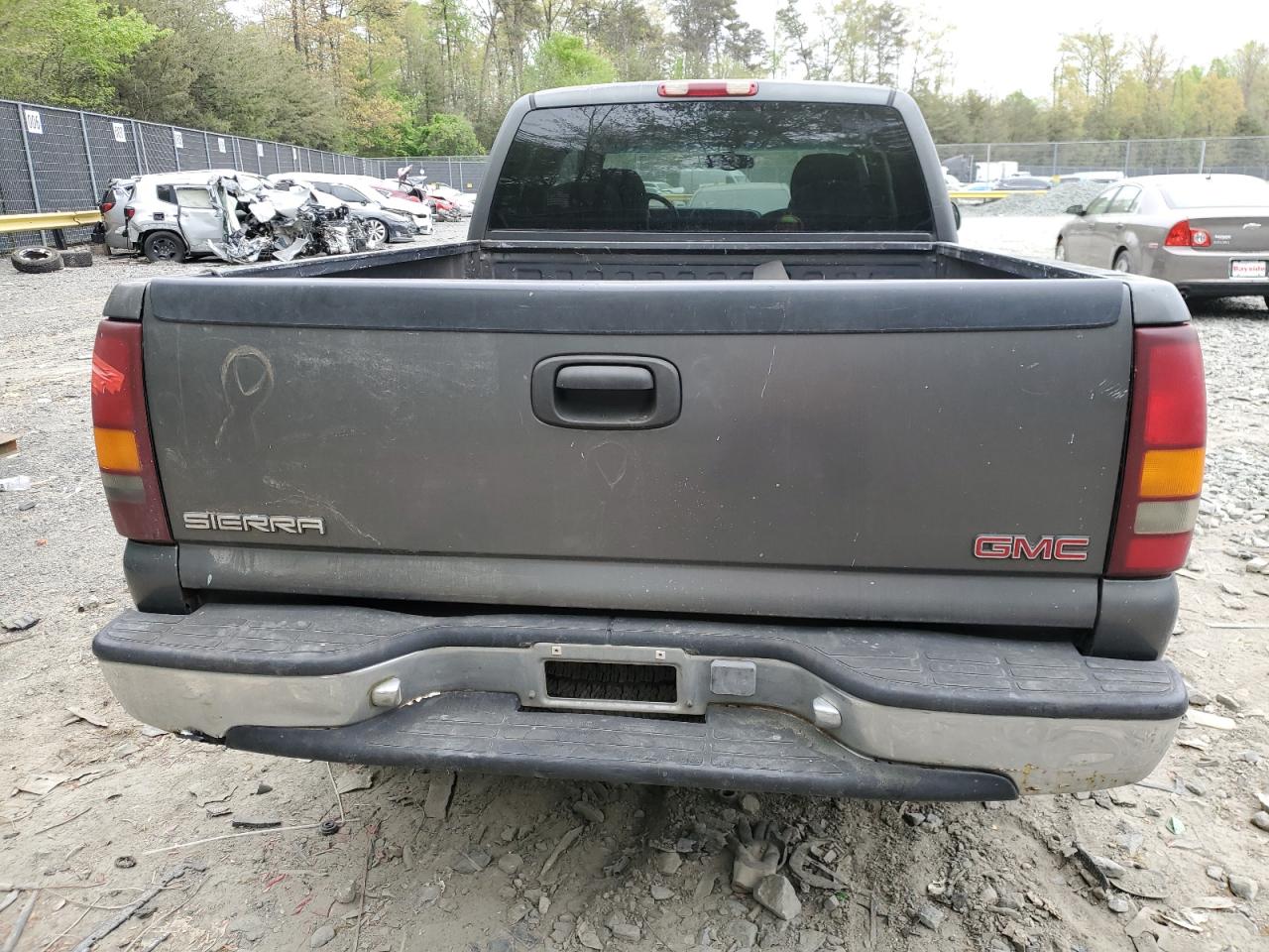 1GTEK19T0YE338581 2000 GMC New Sierra K1500