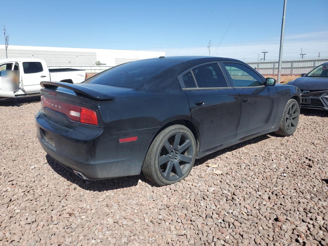 2C3CDXHG9EH353646 2014 Dodge Charger Sxt