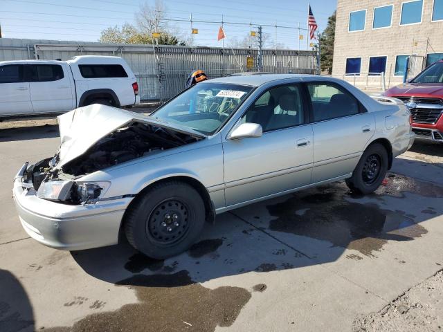 Lot #2501514095 2000 TOYOTA CAMRY LE salvage car