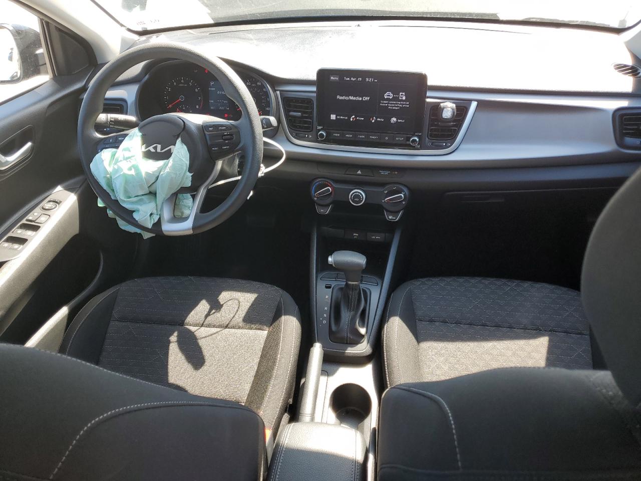 3KPA25AD3PE531675 2023 Kia Rio S