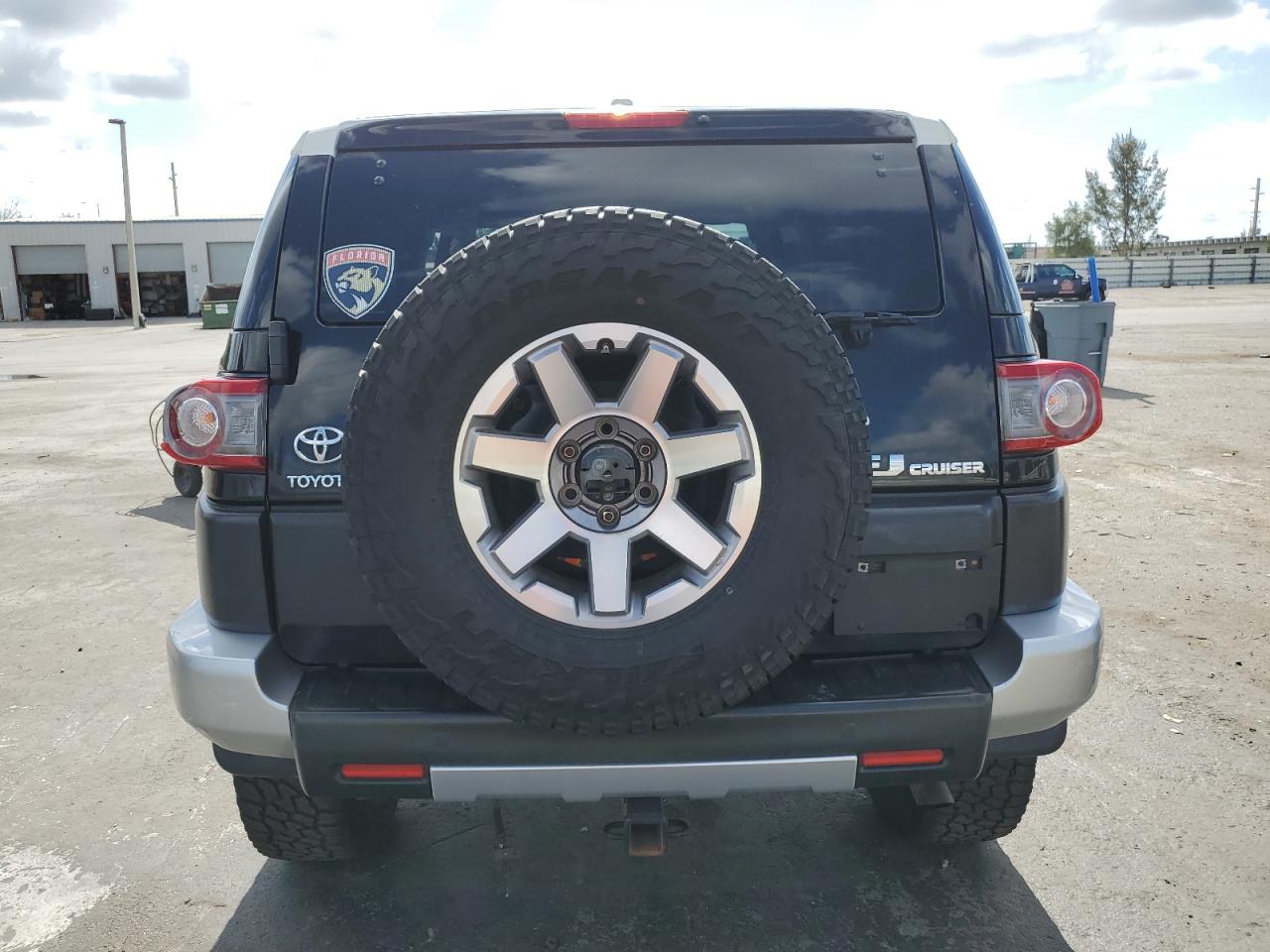 JTEBU4BF7EK189307 2014 Toyota Fj Cruiser