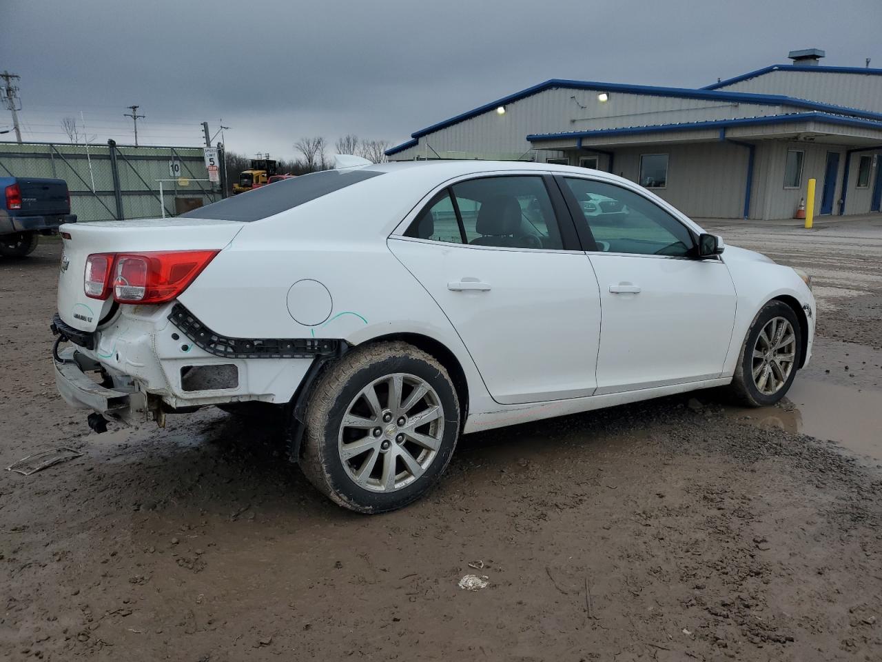 1G11D5SL1FF147455 2015 Chevrolet Malibu 2Lt