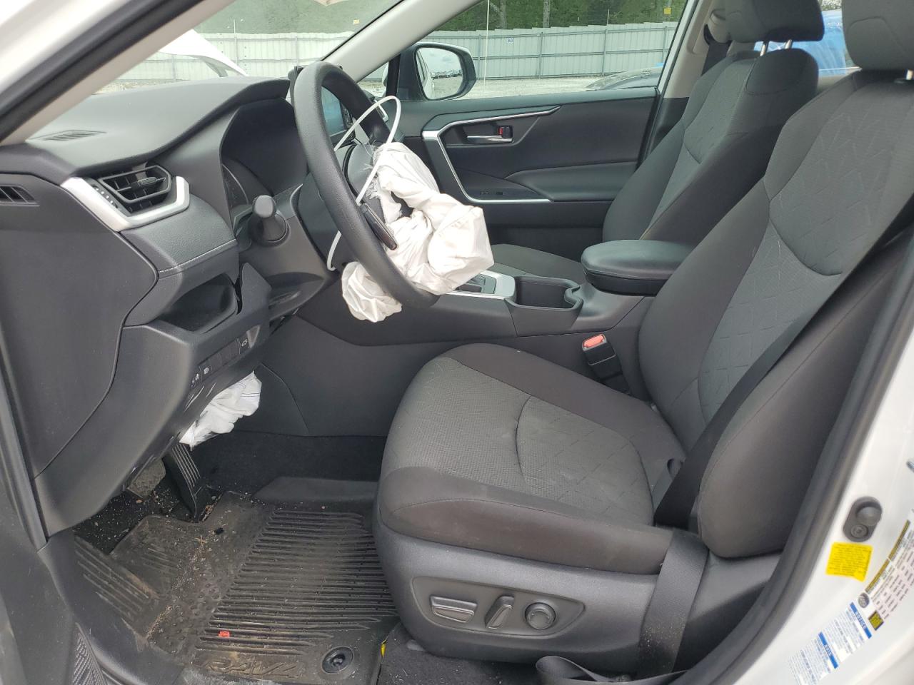 2T3P1RFVXNW269208 2022 Toyota Rav4 Xle