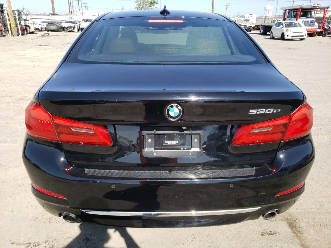 2019 BMW 530E vin: WBAJA9C59KB388573