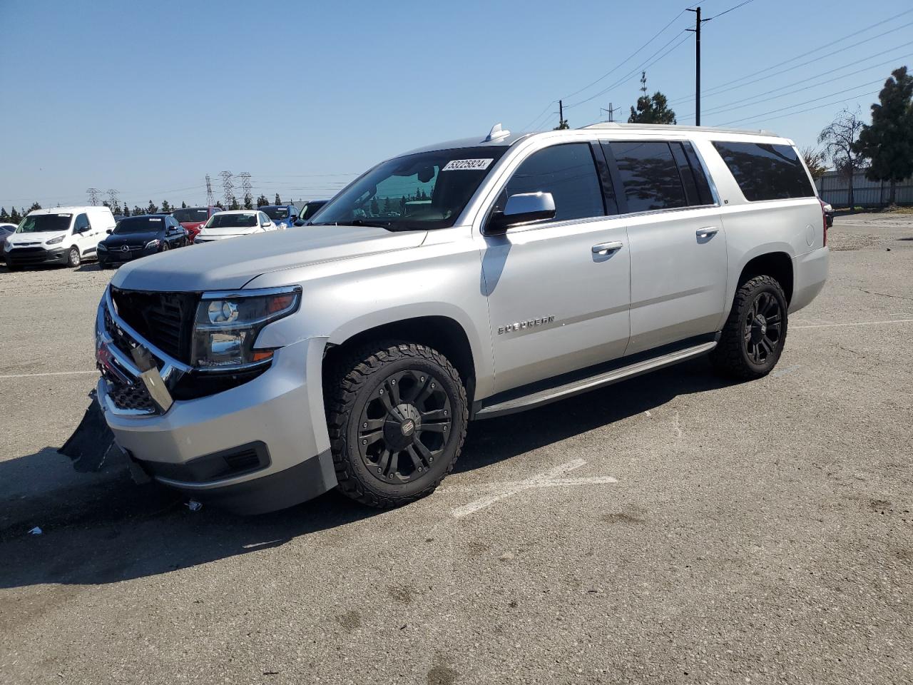 2018 Chevrolet Suburban C1500 Lt vin: 1GNSCHKC2JR256506