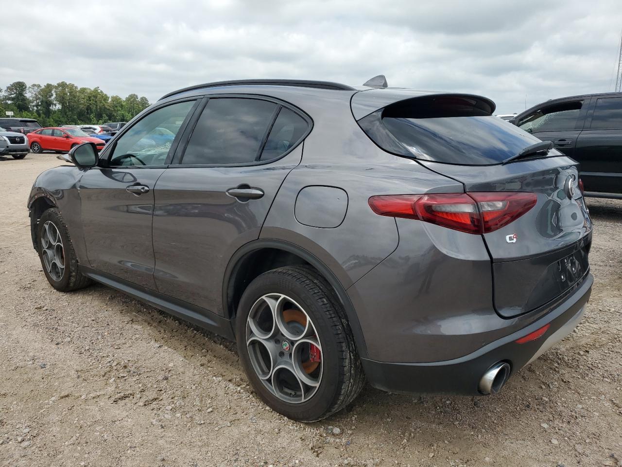 2018 Alfa Romeo Stelvio Sport vin: ZASFAKPN7J7B93901