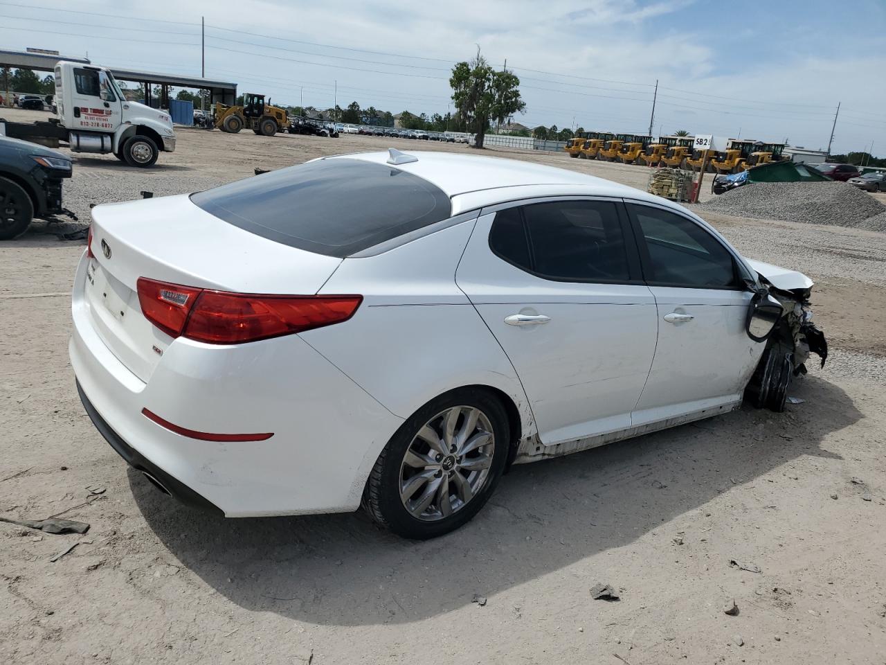 KNAGM4A71F5614179 2015 Kia Optima Lx