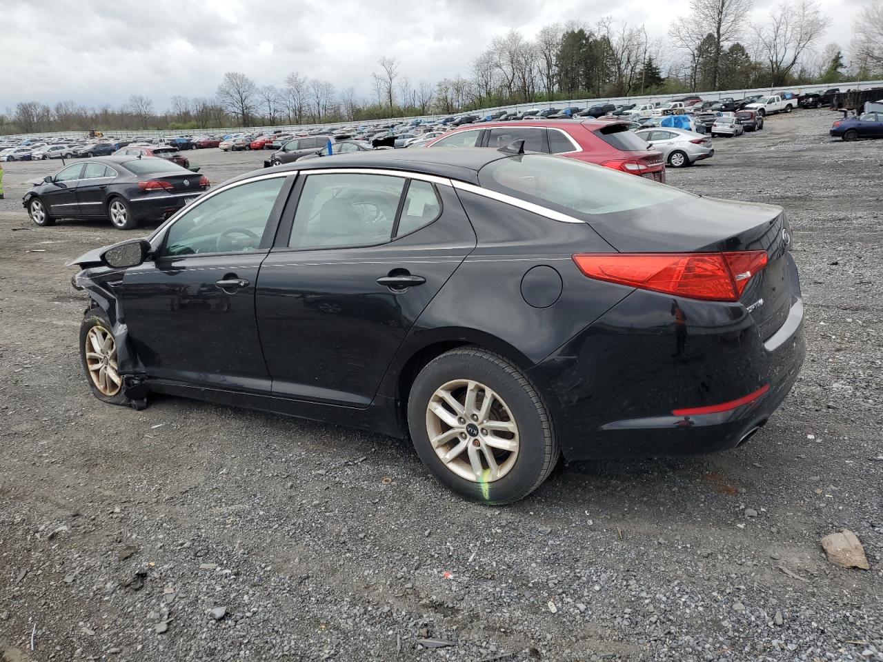 KNAGM4A77B5156027 2011 Kia Optima Lx