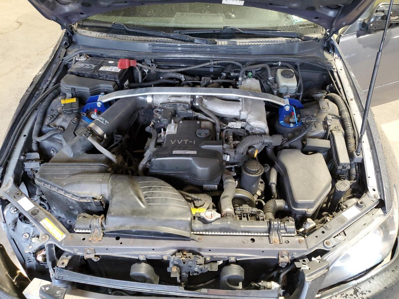 JTHBD192950095798 2005 Lexus Is 300