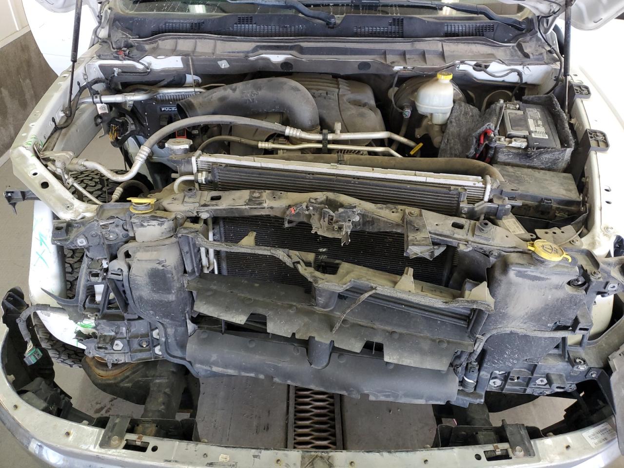 1C6RR7NT7FS644043 2015 Ram 1500 Laramie