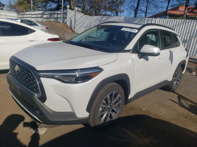 2022 Toyota Corolla Cross Xle VIN: 7MUDAABG1NV025157 Lot: 52123824