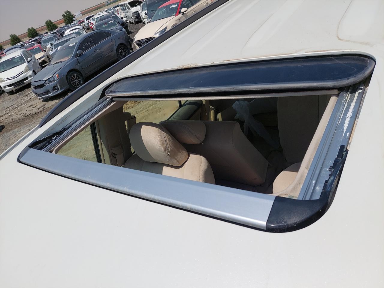 JTEBU3FJ4P5097260 Auction: COPART UAE Lot: 52362204 Location: DUBAI INDUSTRIAL CITY - DUBAI JTEBU3FJ4P5097260 TOYOTA PRADO 2023 WHITE Photo 16