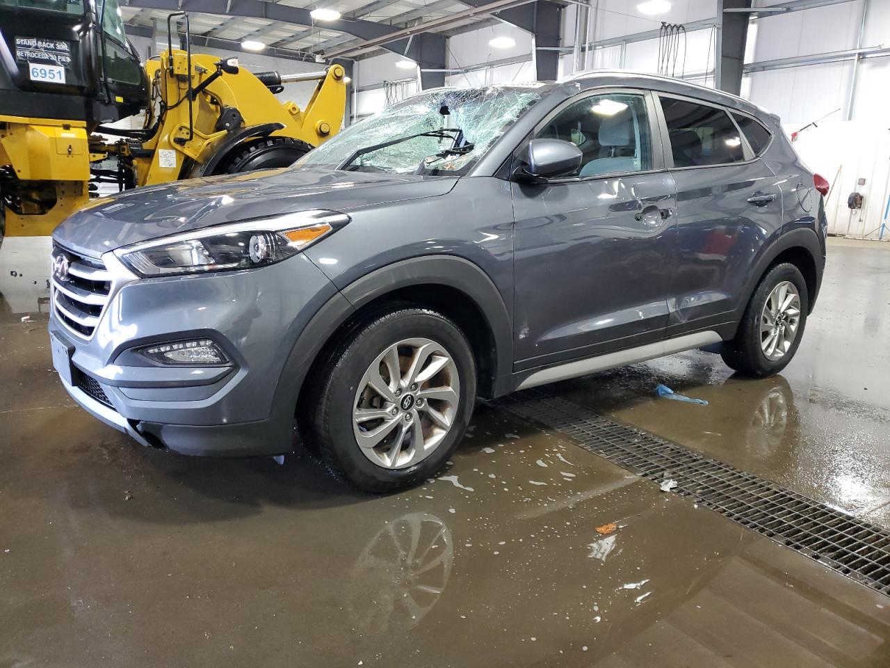 KM8J3CA41JU681094 2018 Hyundai Tucson Sel