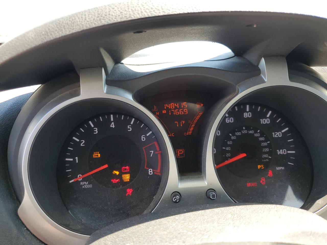 JN8AF5MR7BT008420 2011 Nissan Juke S