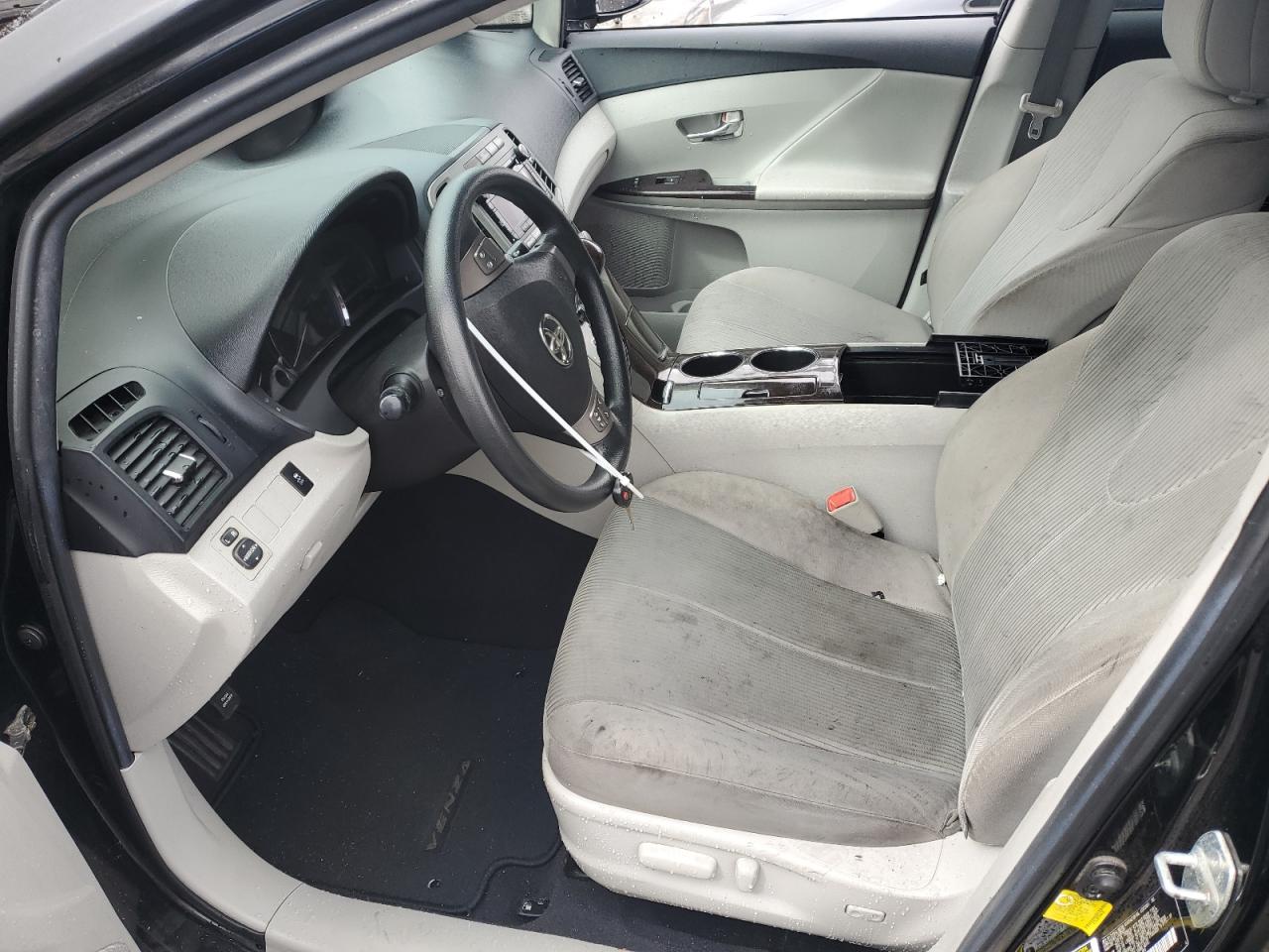 4T3ZK3BB1BU044203 2011 Toyota Venza