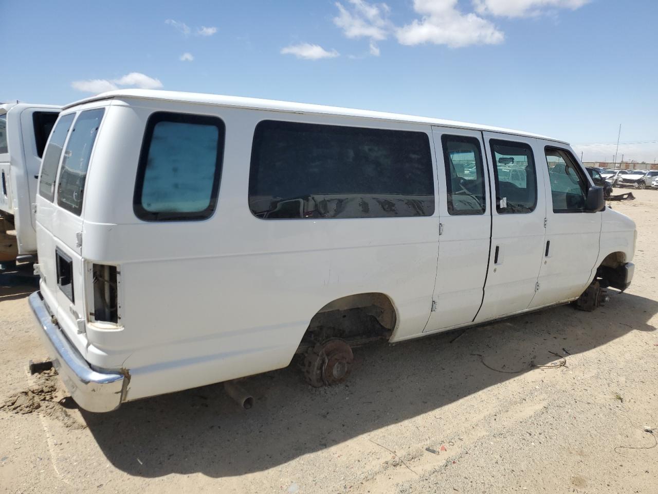 1FBSS3BL4BDB24753 2011 Ford Econoline E350 Super Duty Wagon