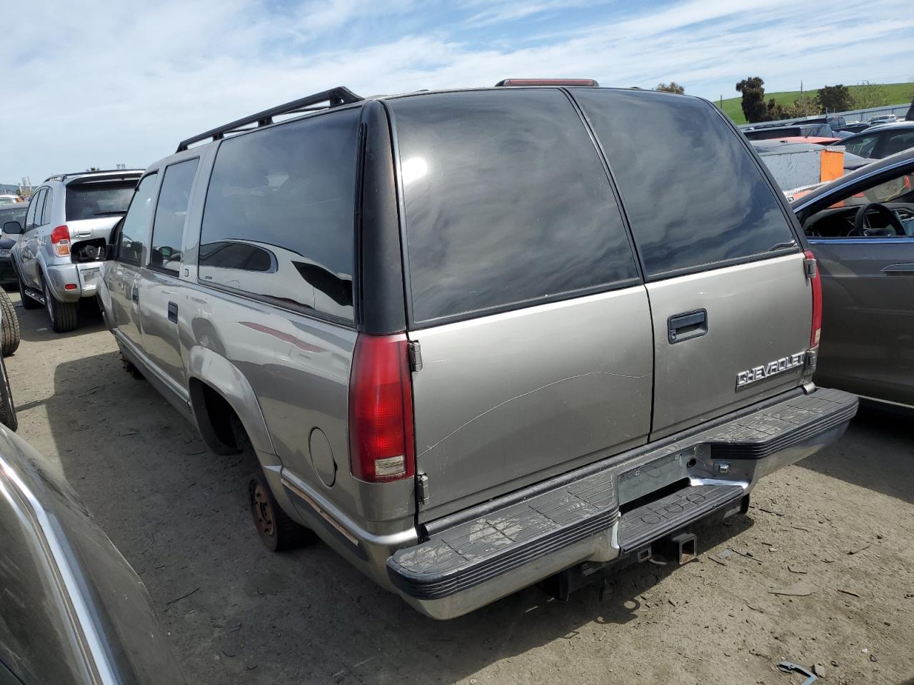 3GNFK16R7XG240627 1999 Chevrolet Suburban K1500