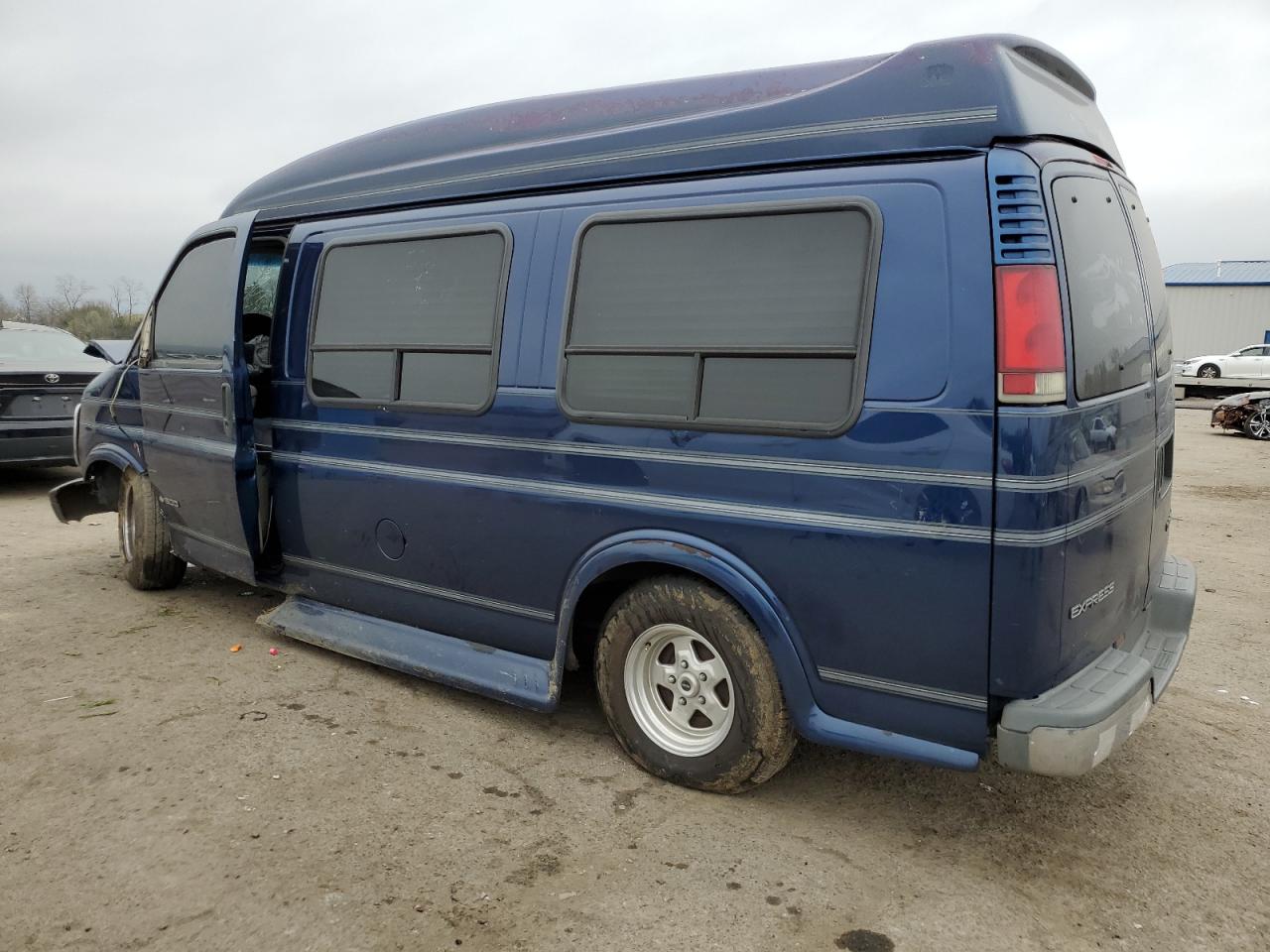 Lot #2969685289 2000 CHEVROLET EXPRESS G1