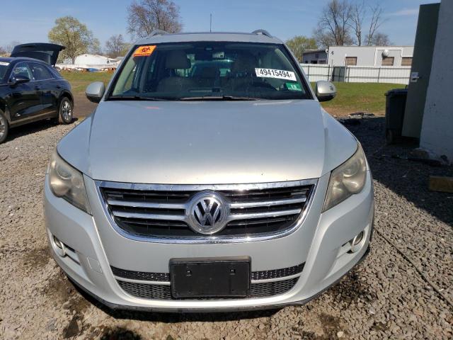 2011 Volkswagen Tiguan S VIN: WVGAV7AX1BW562057 Lot: 49415494