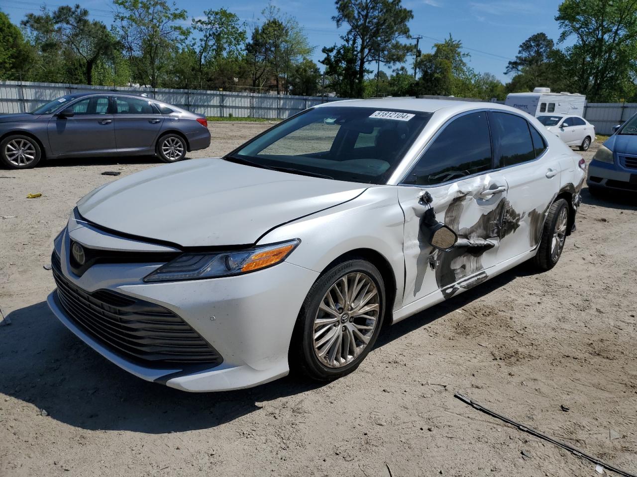 4T1B11HK7JU653125 2018 Toyota Camry L