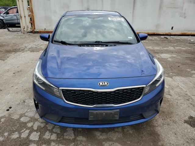 VIN 3KPFL4A72HE103881 2017 KIA Forte, LX no.5