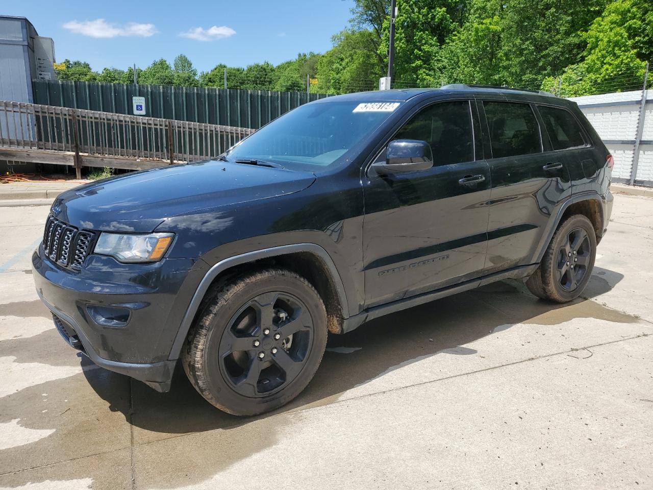 1C4RJEAG8KC597476 2019 Jeep Grand Cherokee Laredo