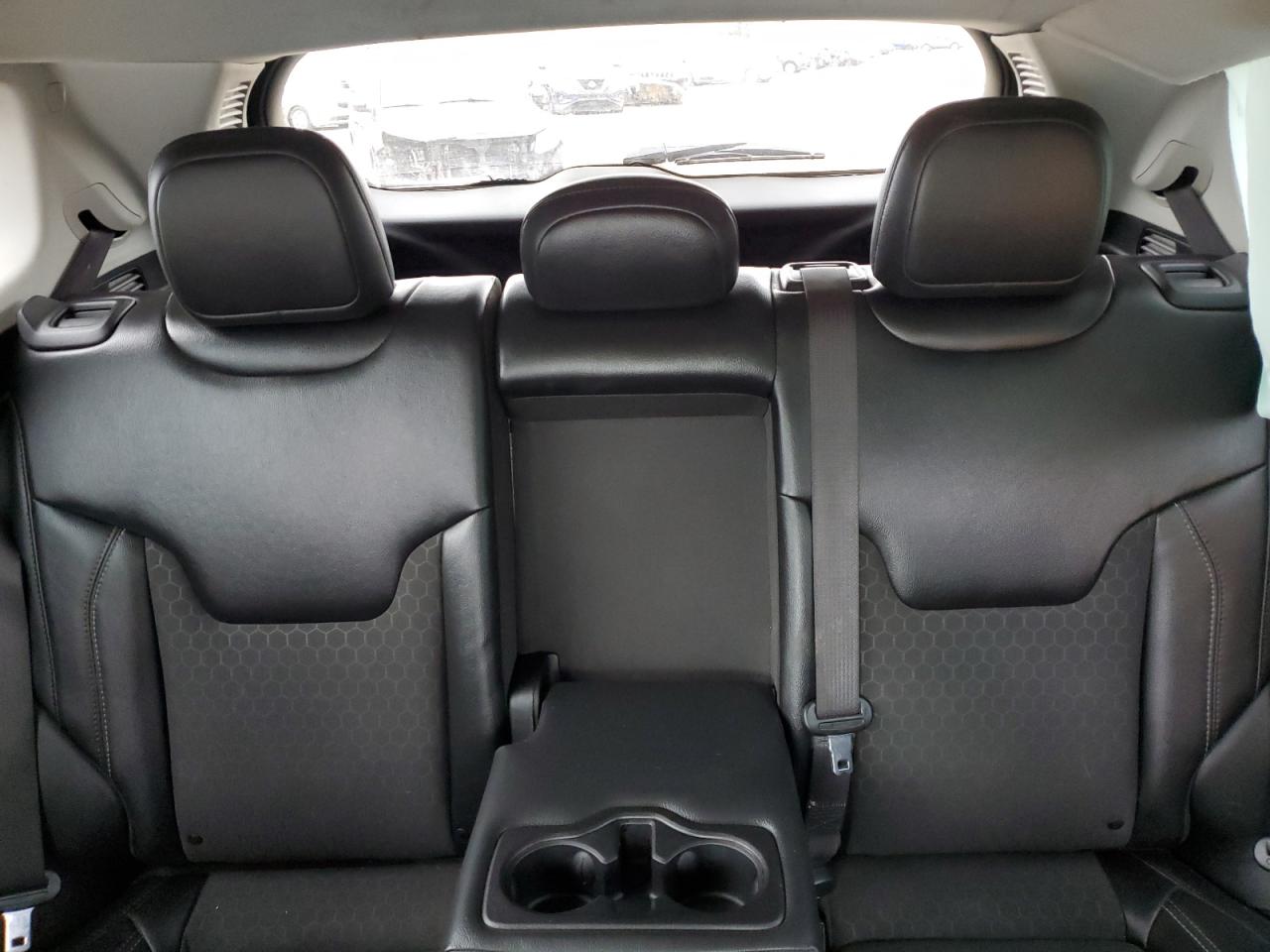 3C4NJDBB1KT786521 2019 Jeep Compass Latitude